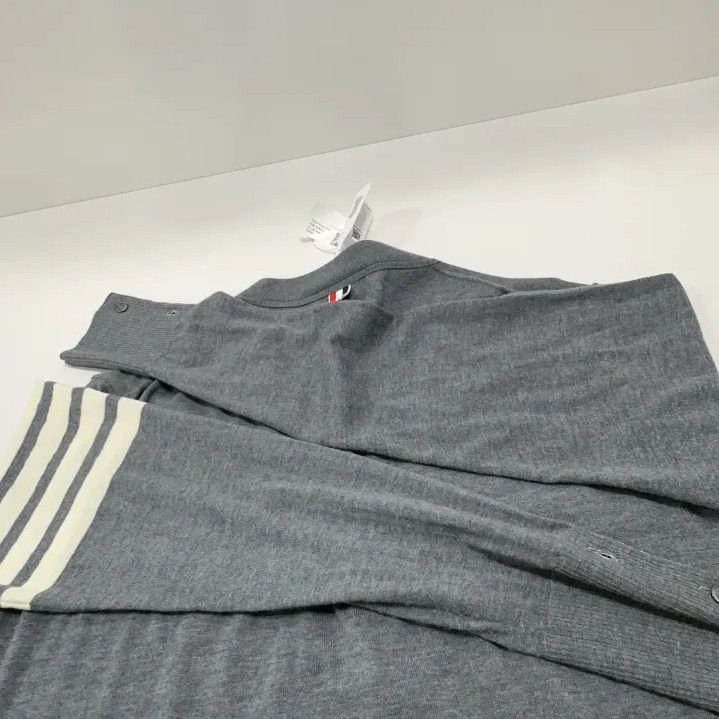 Thom Browne Thom Browne Classic Grey V-Neck Cardigan Sweater Size US S / EU 44-46 / 1 - 11 Thumbnail