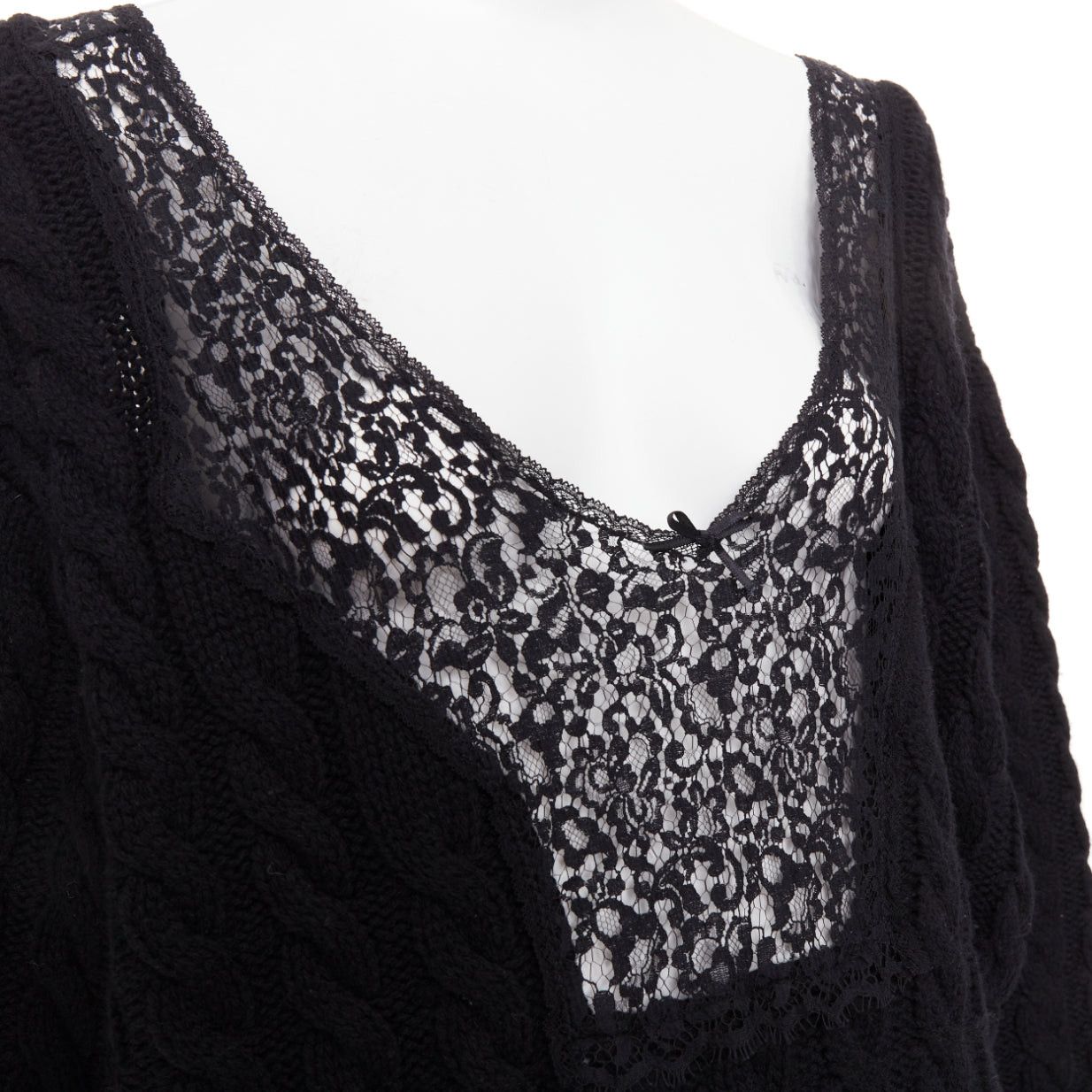 Balenciaga BALENCIAGA DEMNA 2017 black virgin wool cotton blend cable knit lace plunge oversized sweater FR36 S Size S / US 4 / IT 40 - 2 Thumbnail