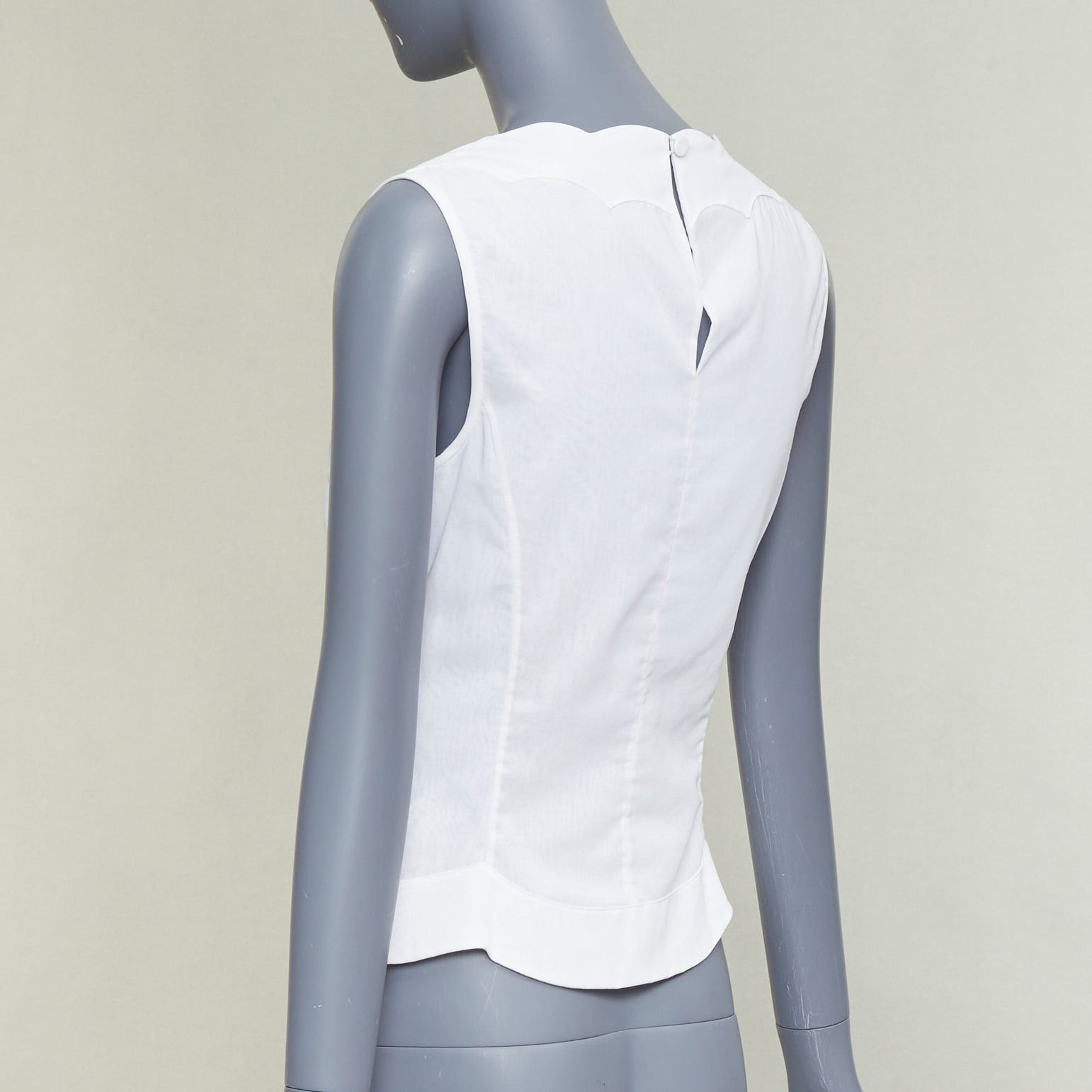 Dior CHRISTIAN DIOR white cotton scalloped collar detail fitted vest shirt FR36 S Size S / US 4 / IT 40 - 6 Thumbnail
