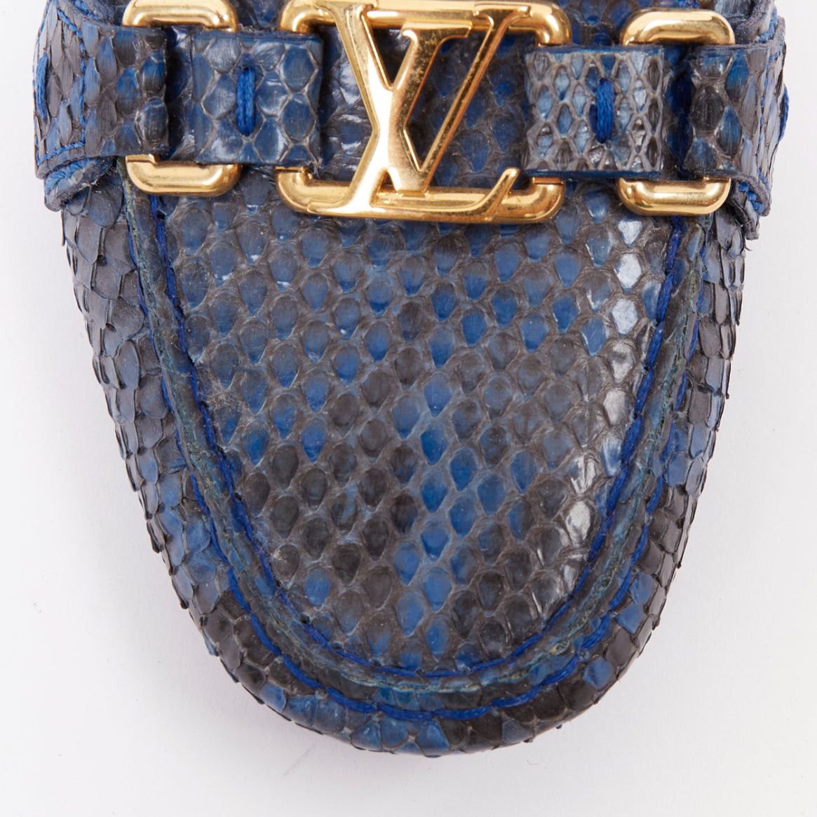 Louis Vuitton LOUIS VUITTON Dauphine blue polished snake leather gold LV logo loafers EU37 Size US 7 / IT 37 - 6 Thumbnail