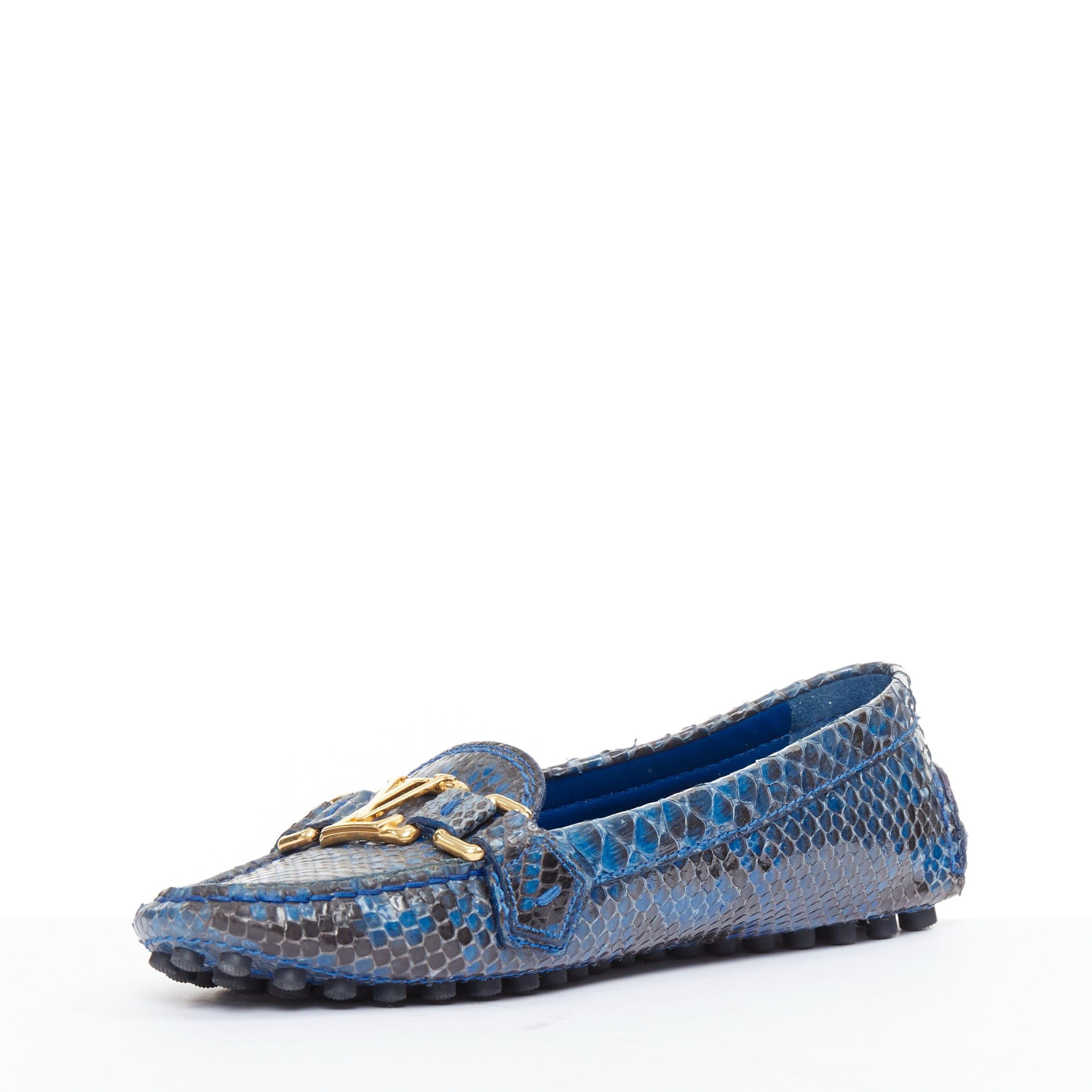 Louis Vuitton LOUIS VUITTON Dauphine blue polished snake leather gold LV logo loafers EU37 Size US 7 / IT 37 - 4 Thumbnail