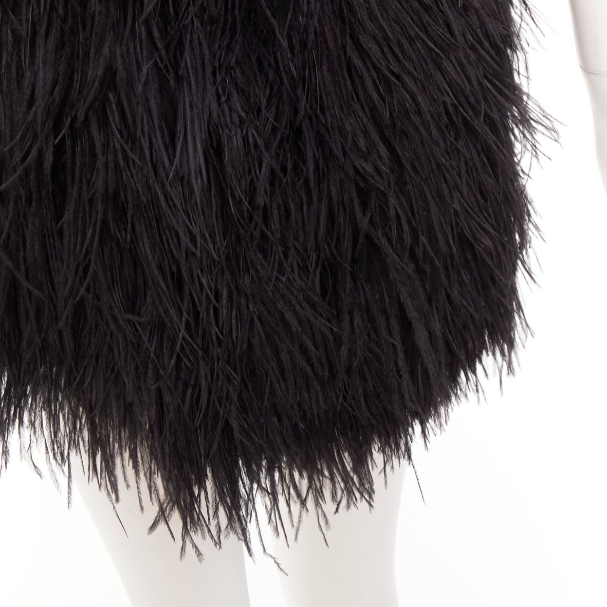 Alexandre Vauthier rare ALEXANDRE VAUTHIER COUTURE SS2022 Runway black red ostrich feather strapless mini dress Size S / US 4 / IT 40 - 9 Thumbnail