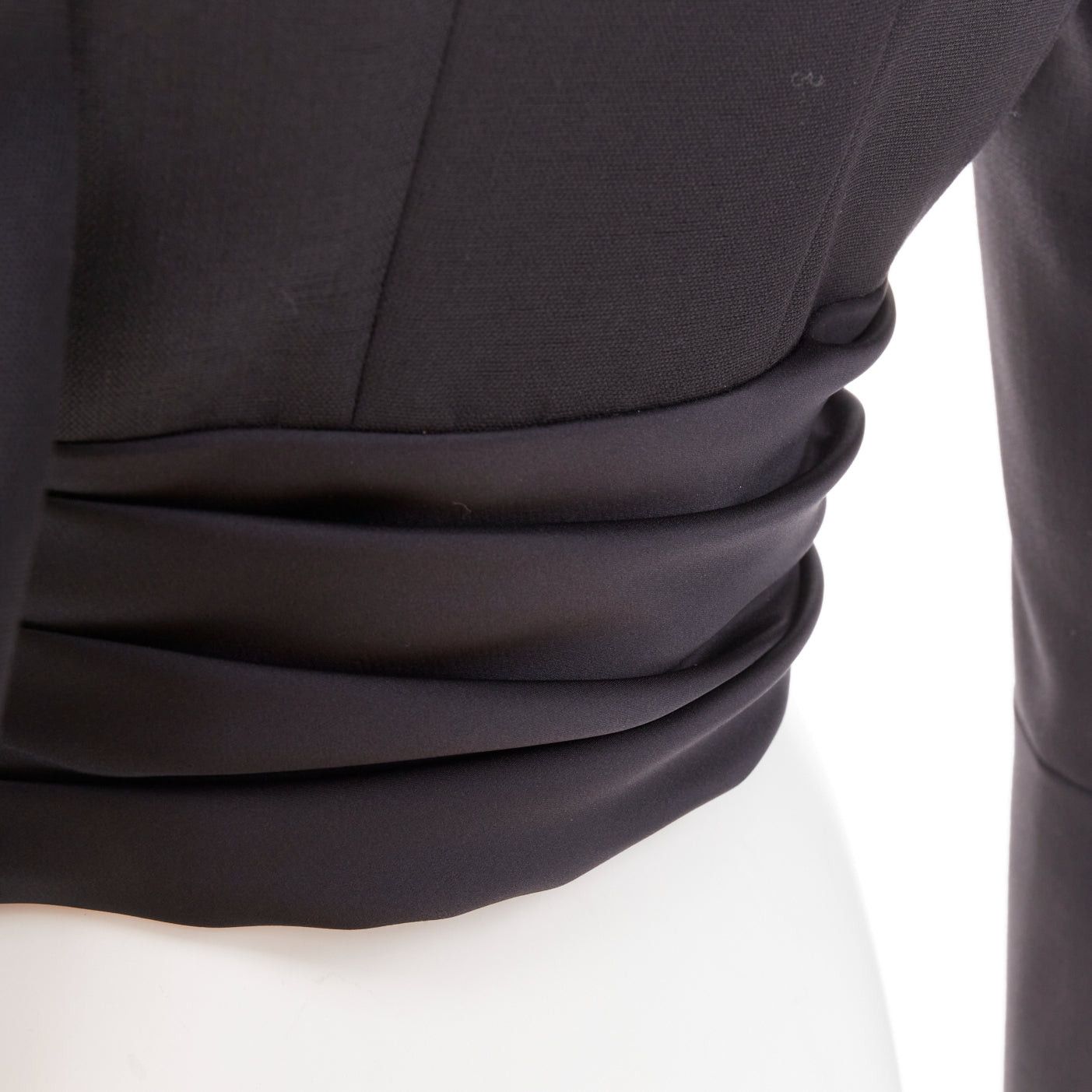 Alexandre Vauthier ALEXANDRE VAUTHIER COUTURE AW2020 Runway black open front cummerband cropped jacket Size S / US 4 / IT 40 - 7 Thumbnail