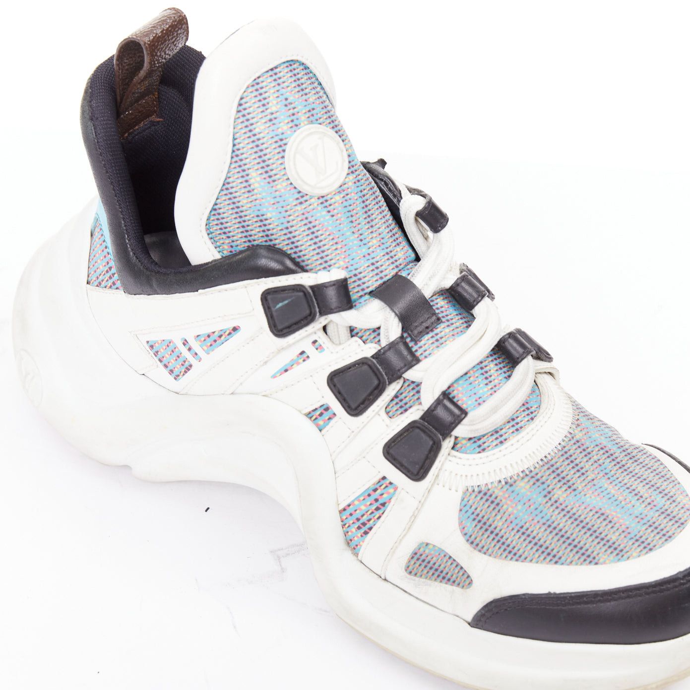 Louis Vuitton LOUIS VUITTON Archlight white leather black blue monogram chunky sneakers EU39 Size US 9 / IT 39 - 7 Thumbnail
