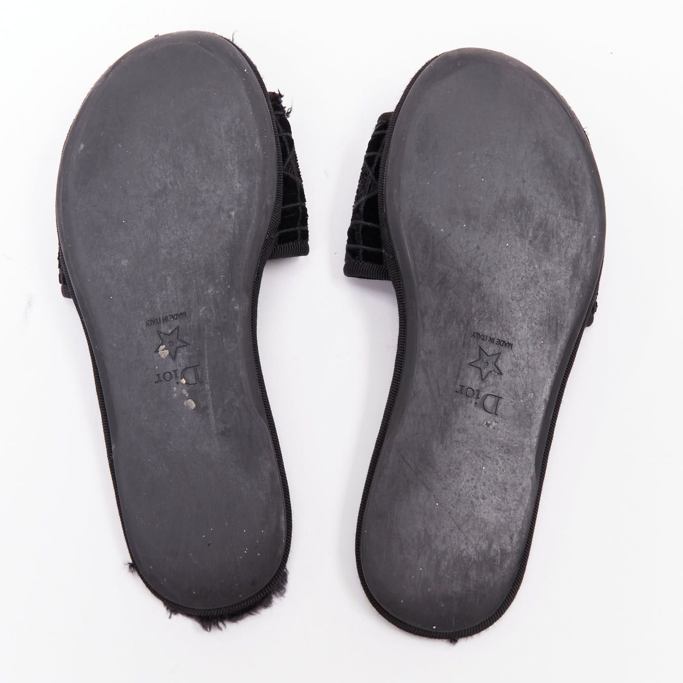 Dior DIOR Chez Moi black velvet cannage quilted velvet flat slides EU35 Size US 5 / IT 35 - 11 Thumbnail