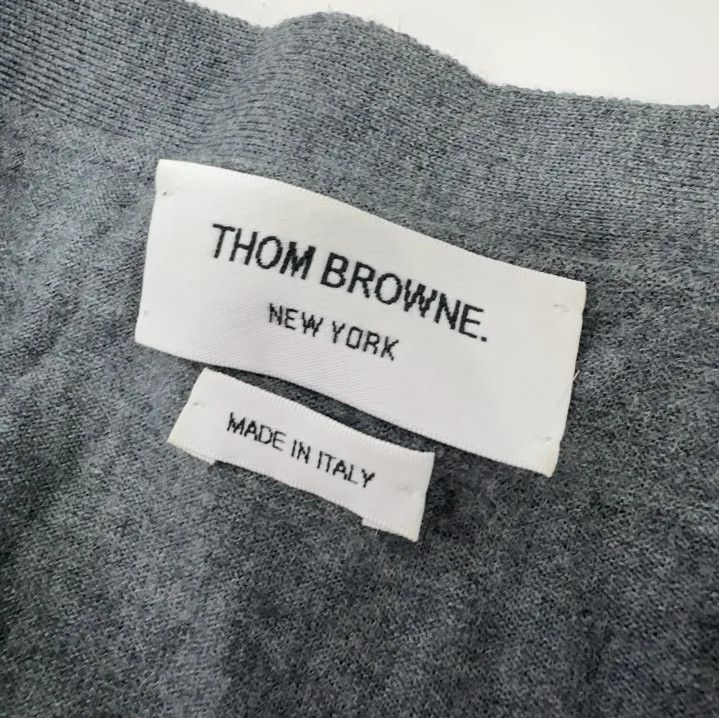 Thom Browne Thom Browne Classic Merino Wool Cardigan for Men Size US S / EU 44-46 / 1 - 6 Thumbnail