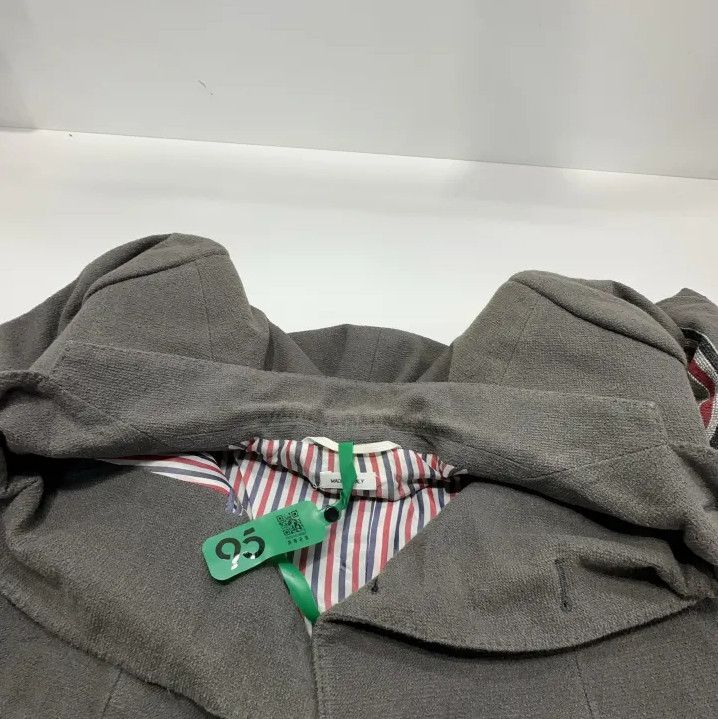 Thom Browne Thom Browne Classic Grey Striped Blazer Size US S / EU 44-46 / 1 - 16 Thumbnail
