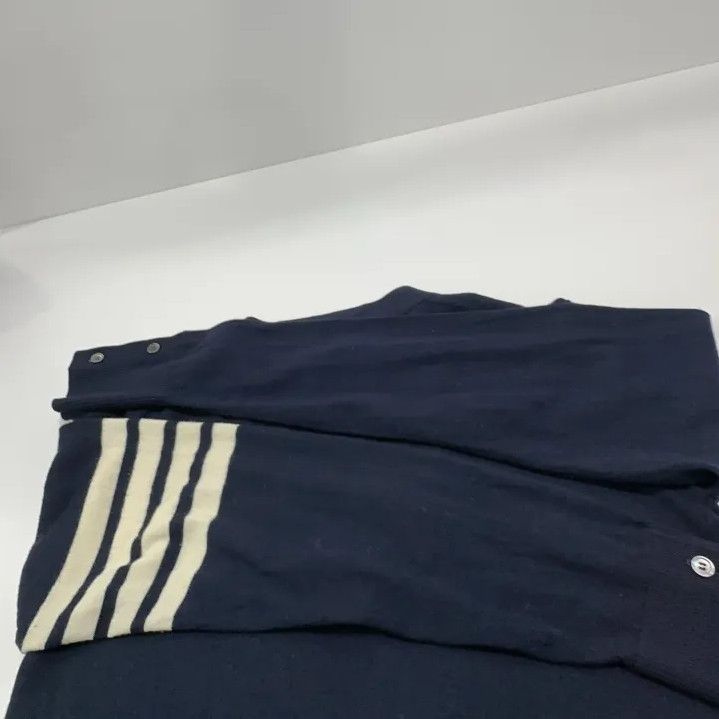 Thom Browne Thom Browne Classic V-Neck Cardigan in Blue Size US M / EU 48-50 / 2 - 10 Thumbnail