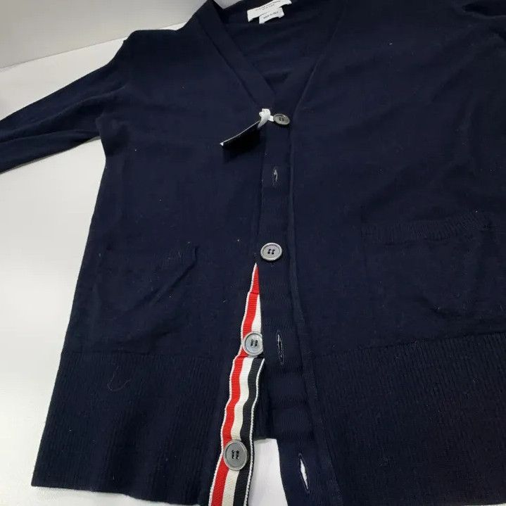 Thom Browne Thom Browne Classic V-Neck Cardigan in Blue Size US M / EU 48-50 / 2 - 6 Thumbnail