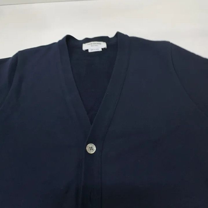 Thom Browne Thom Browne Classic V-Neck Knit Cardigan for Men Size US S / EU 44-46 / 1 - 7 Thumbnail