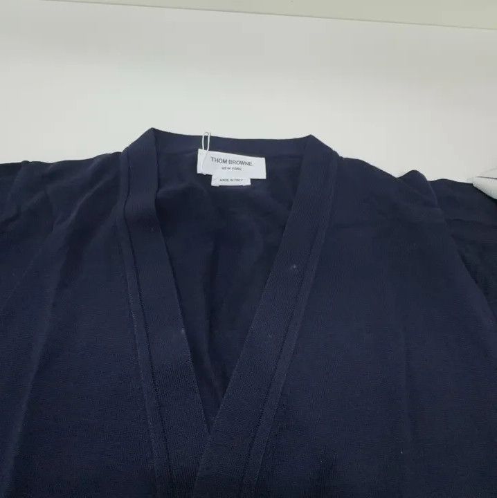 Thom Browne Thom Browne Classic V-Neck Cardigan in Blue Size US M / EU 48-50 / 2 - 6 Thumbnail