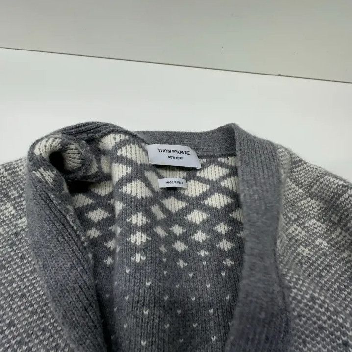 Thom Browne Thom Browne Geometric Pattern V-Neck Cardigan Size US M / EU 48-50 / 2 - 9 Thumbnail