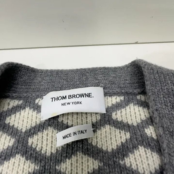 Thom Browne Thom Browne Geometric Pattern V-Neck Cardigan Size US M / EU 48-50 / 2 - 4 Thumbnail