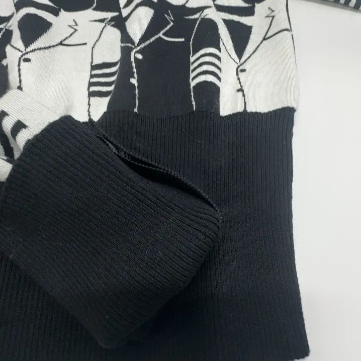 Thom Browne Thom Browne Black V-Neck Wool Sweater Size US M / EU 48-50 / 2 - 8 Thumbnail