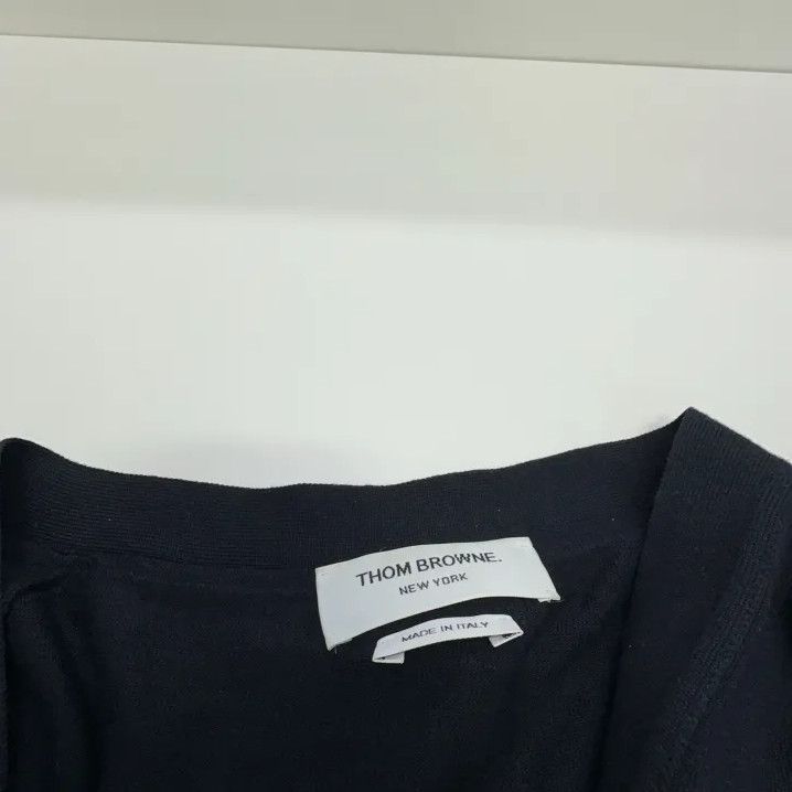 Thom Browne Thom Browne Classic V-Neck Cashmere Cardigan Sweater Size US S / EU 44-46 / 1 - 3 Thumbnail