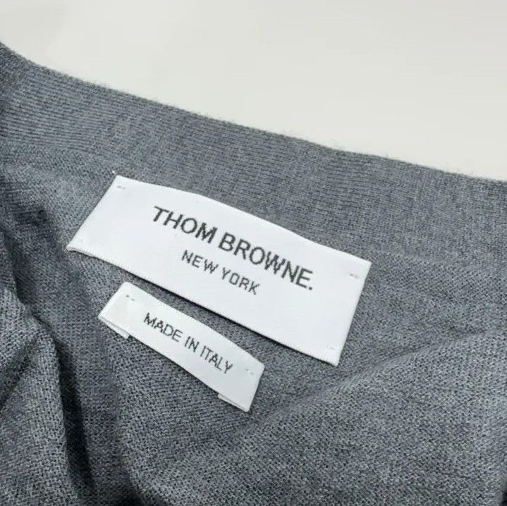 Thom Browne Thom Browne Gray V-Neck Merino Wool Cardigan Size US L / EU 52-54 / 3 - 5 Thumbnail