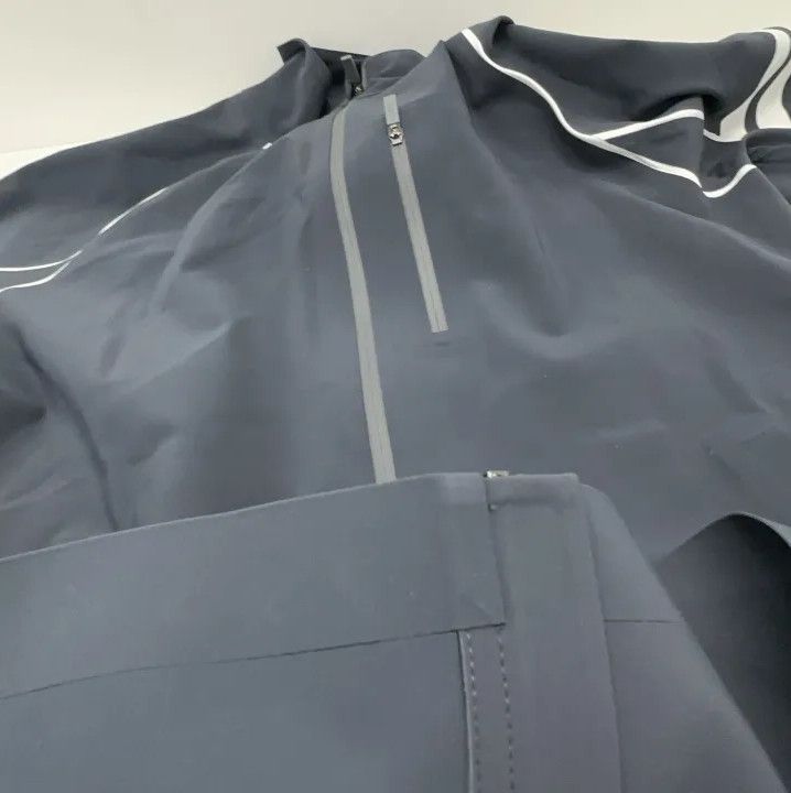 Thom Browne Thom Browne Striped Sports Jacket in Navy Blue Size US S / EU 44-46 / 1 - 10 Thumbnail