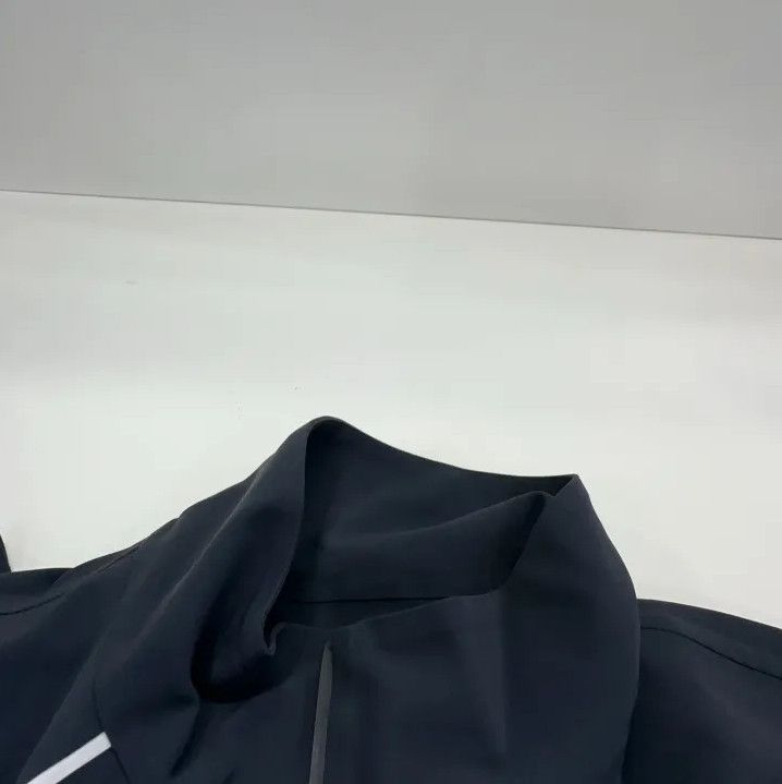 Thom Browne Thom Browne Navy Striped Sports Jacket for Men Size US M / EU 48-50 / 2 - 7 Thumbnail