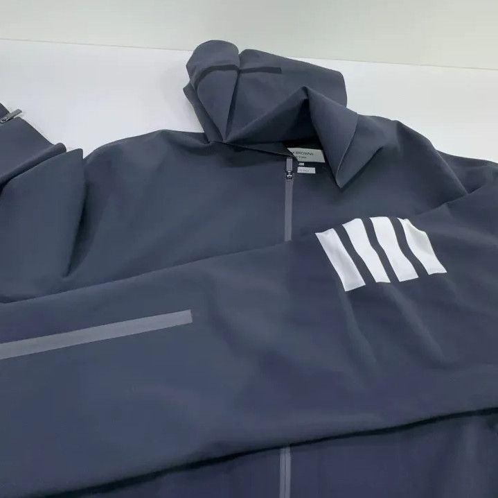 Thom Browne Thom Browne Striped Zip-Up Hooded Jacket for Men Size US S / EU 44-46 / 1 - 8 Thumbnail