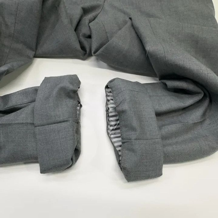 Thom Browne Thom Browne Gray Classic Wool Suit Size US S / EU 44-46 / 1 - 22 Thumbnail