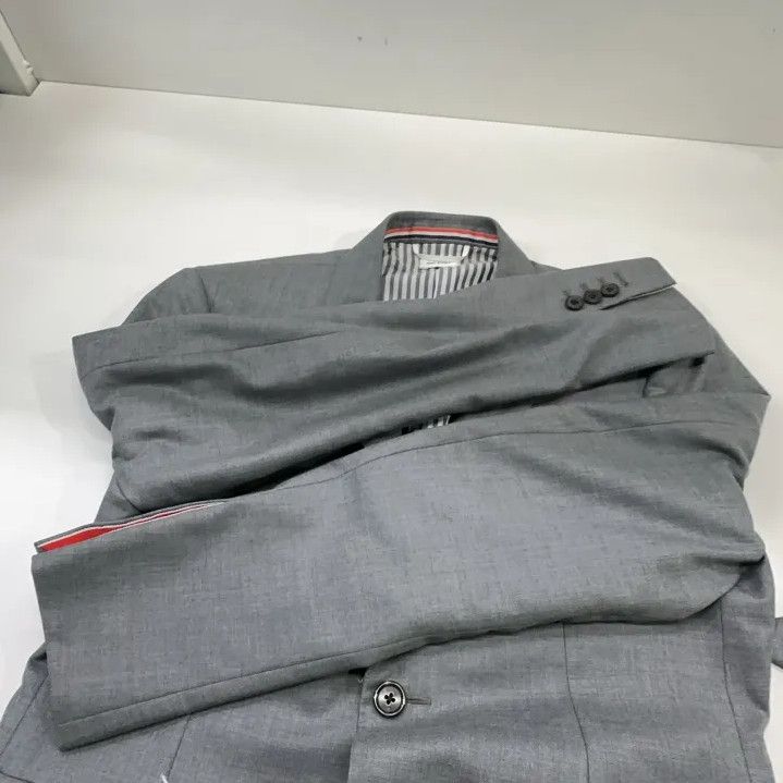 Thom Browne Thom Browne Gray Classic Wool Suit Size US S / EU 44-46 / 1 - 15 Thumbnail