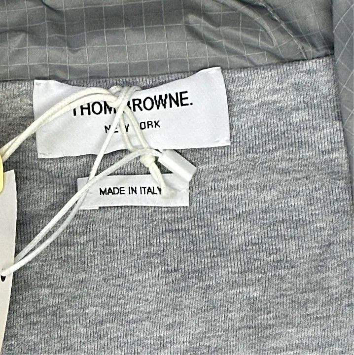 Thom Browne Thom Browne Gray Hooded Zip Vest for Men Size US S / EU 44-46 / 1 - 4 Thumbnail
