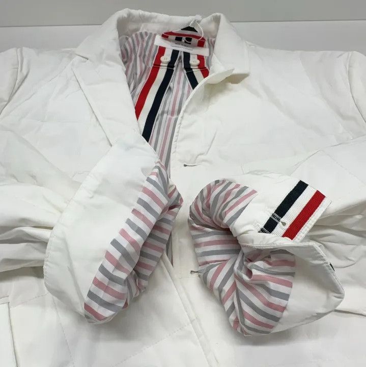 Thom Browne Thom Browne White Padded Blazer with Stripe Detail Size US S / EU 44-46 / 1 - 11 Thumbnail