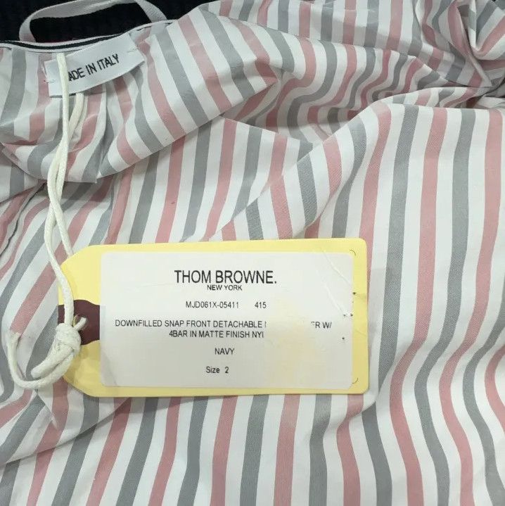 Thom Browne Thom Browne Hooded Puffer Jacket for Men Size US S / EU 44-46 / 1 - 6 Thumbnail