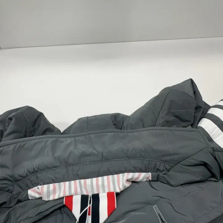 Thom Browne Thom Browne Gray Striped Puffer Jacket for Men Size US M / EU 48-50 / 2 - 7 Thumbnail
