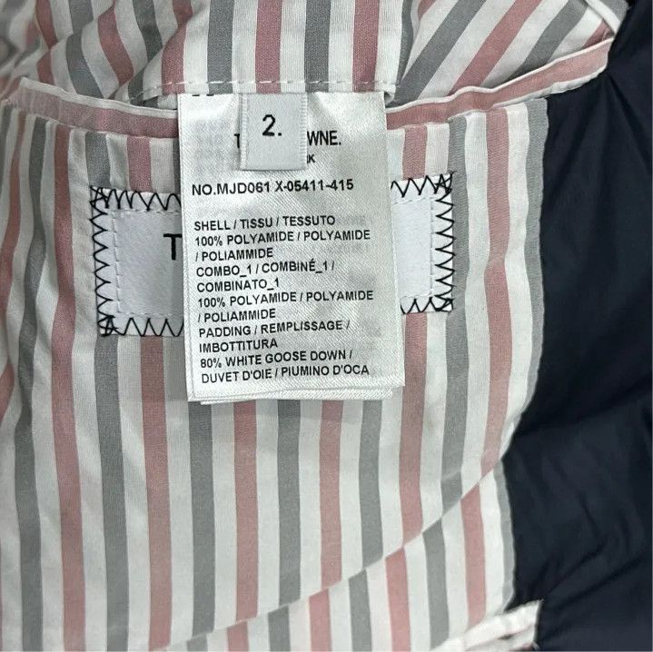 Thom Browne Thom Browne Hooded Puffer Jacket for Men Size US S / EU 44-46 / 1 - 4 Thumbnail