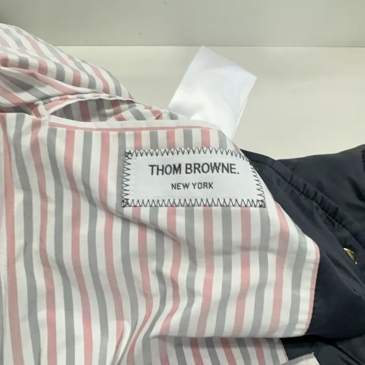 Thom Browne Thom Browne Hooded Down Jacket for Men Size US XL / EU 56 / 4 - 5 Thumbnail