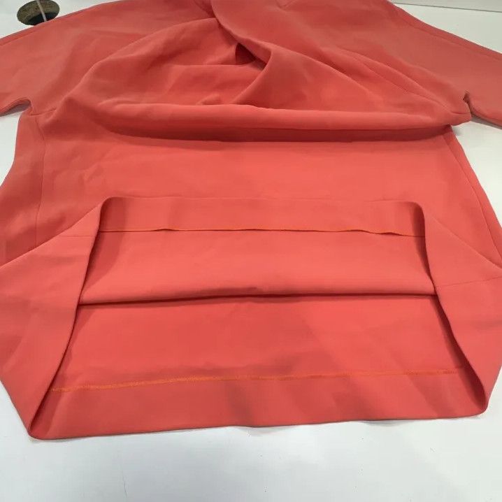 Balenciaga Balenciaga Minimalist Coral Short Sleeve Top Size US S / EU 44-46 / 1 - 10 Thumbnail