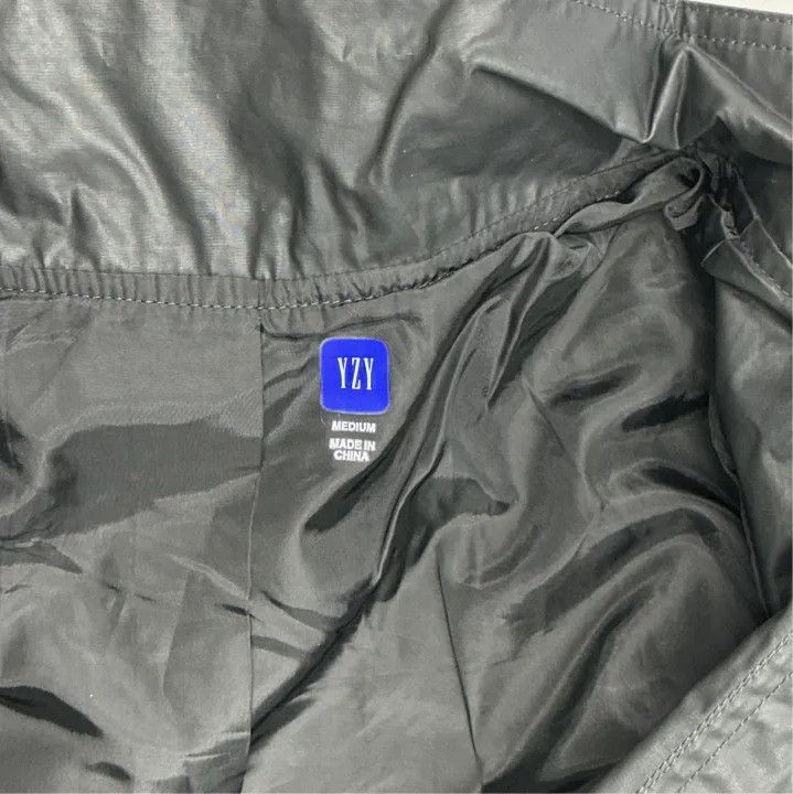 Balenciaga Balenciaga x YEEZY x GAP Black Oversized Jacket Size US M / EU 48-50 / 2 - 2 Thumbnail