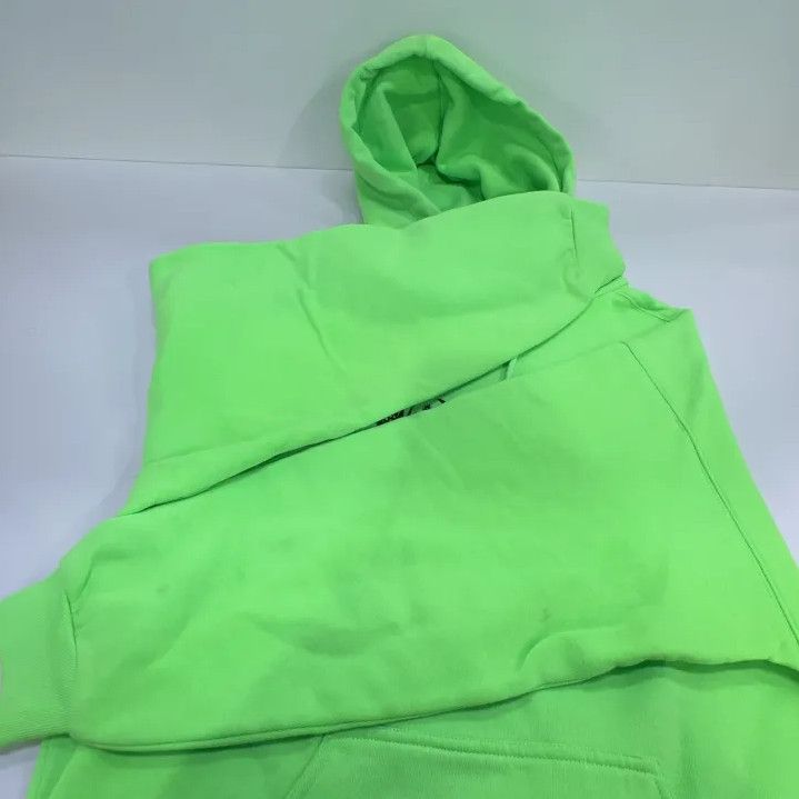 Balenciaga Balenciaga Logo Print Hooded Sweatshirt in Green Size US XS / EU 42 / 0 - 10 Thumbnail