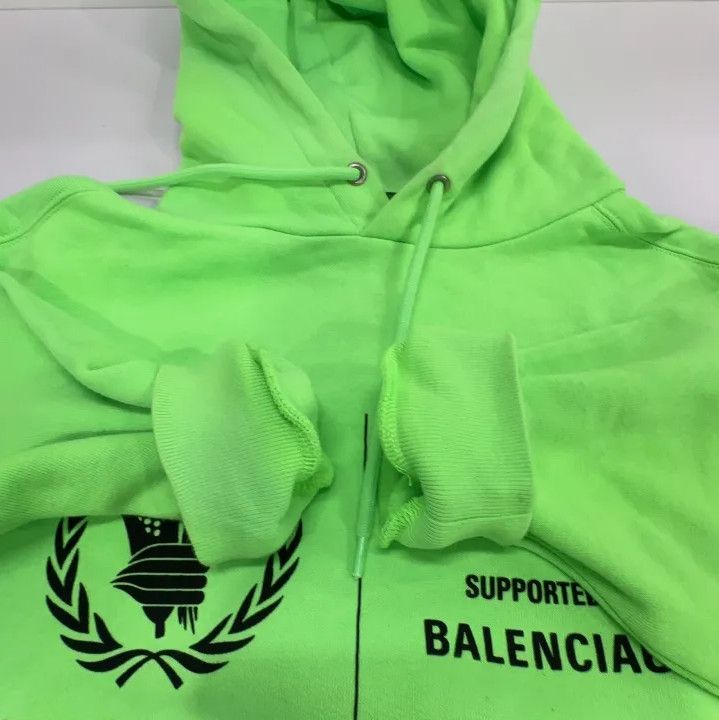 Balenciaga Balenciaga Logo Print Hooded Sweatshirt in Green Size US XS / EU 42 / 0 - 11 Thumbnail