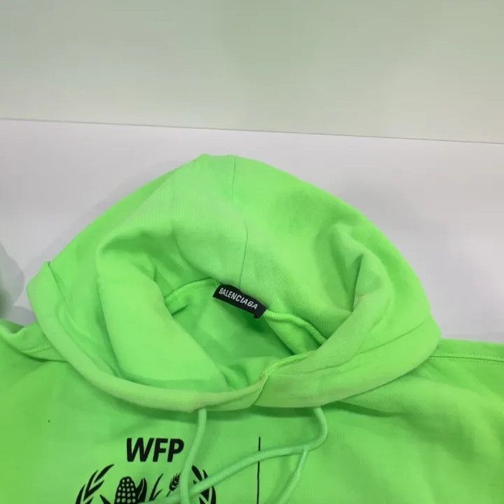Balenciaga Balenciaga Logo Print Hooded Sweatshirt in Green Size US XS / EU 42 / 0 - 8 Thumbnail