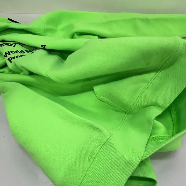 Balenciaga Balenciaga Logo Print Hooded Sweatshirt in Green Size US XS / EU 42 / 0 - 18 Thumbnail