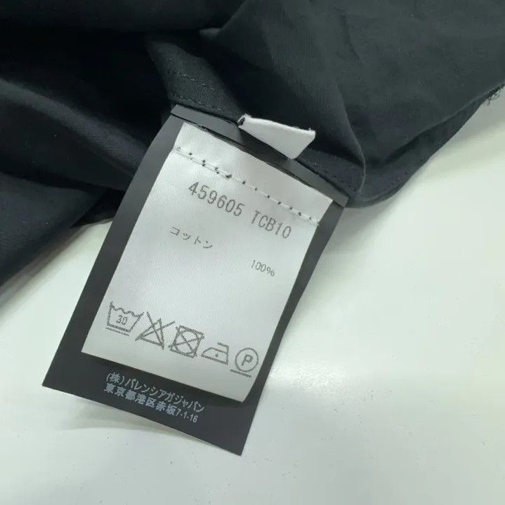 Balenciaga Balenciaga Classic Short Sleeve Shirt in Black Size US S / EU 44-46 / 1 - 6 Thumbnail