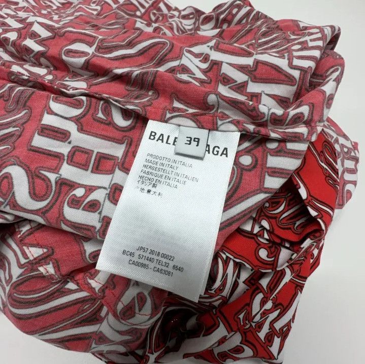 Balenciaga Balenciaga LOVE POEM All-Over Print Vacation Shirt Size US M / EU 48-50 / 2 - 4 Thumbnail
