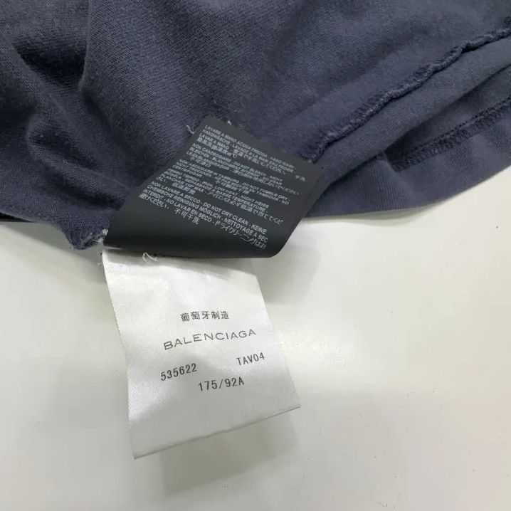Balenciaga Balenciaga Navy Blue Logo Round Neck T-Shirt Size US S / EU 44-46 / 1 - 7 Thumbnail