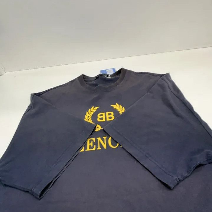 Balenciaga Balenciaga Navy Blue Logo Round Neck T-Shirt Size US S / EU 44-46 / 1 - 13 Thumbnail