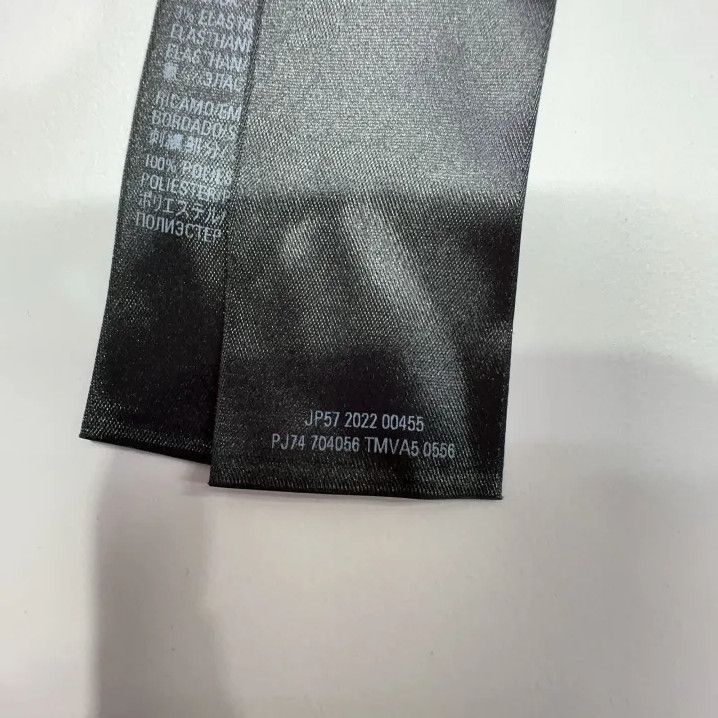 Balenciaga Balenciaga Repaired Logo Distressed T-Shirt Size US M / EU 48-50 / 2 - 6 Thumbnail