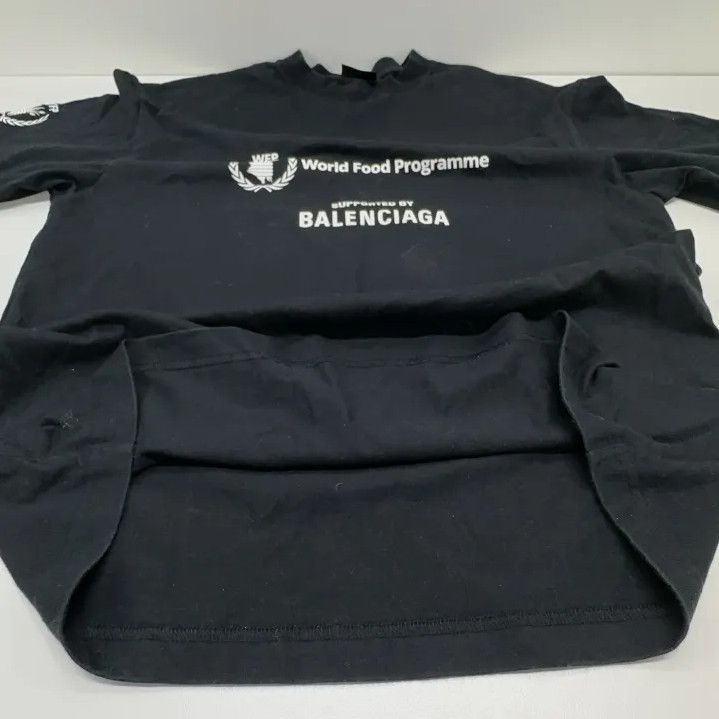 Balenciaga Balenciaga x WFP Black Logo T-Shirt Size US XXS / EU 40 - 11 Thumbnail