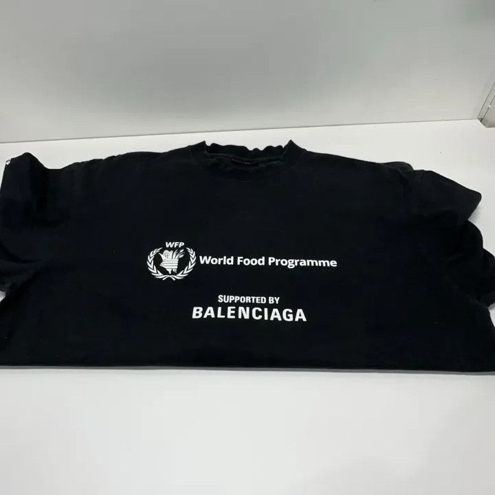 Balenciaga Fashion Item Size US XS / EU 42 / 0 - 10 Thumbnail