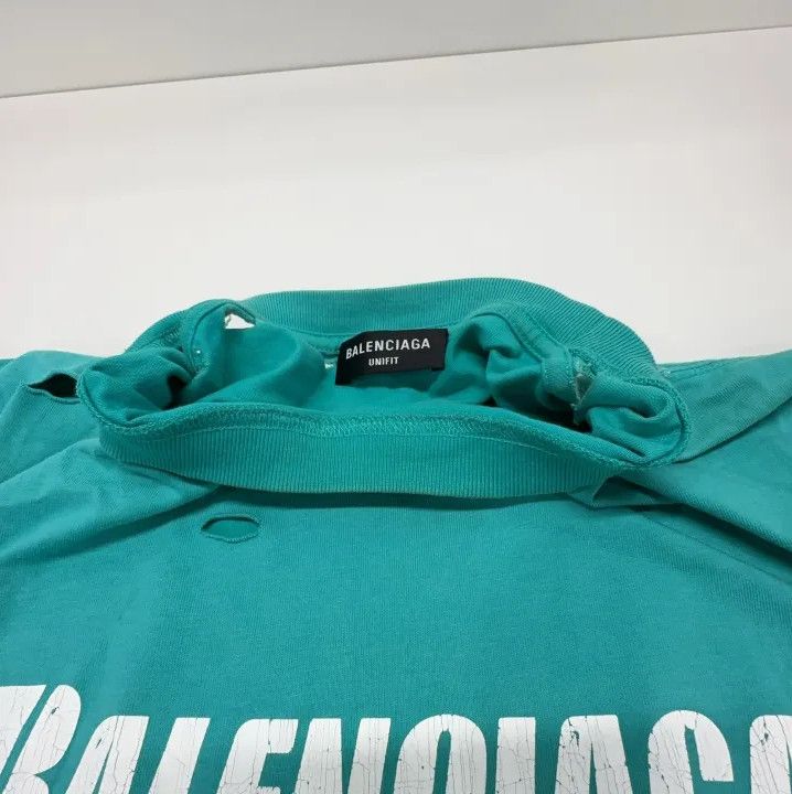 Balenciaga Balenciaga Distressed Logo Short Sleeve T-Shirt Size US XS / EU 42 / 0 - 6 Thumbnail