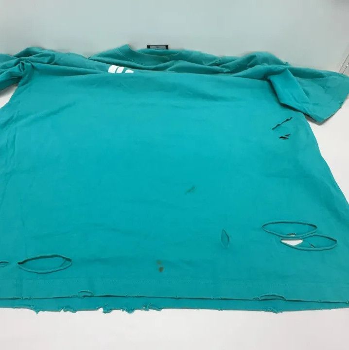 Balenciaga Balenciaga Distressed Logo Short Sleeve T-Shirt Size US XS / EU 42 / 0 - 8 Thumbnail