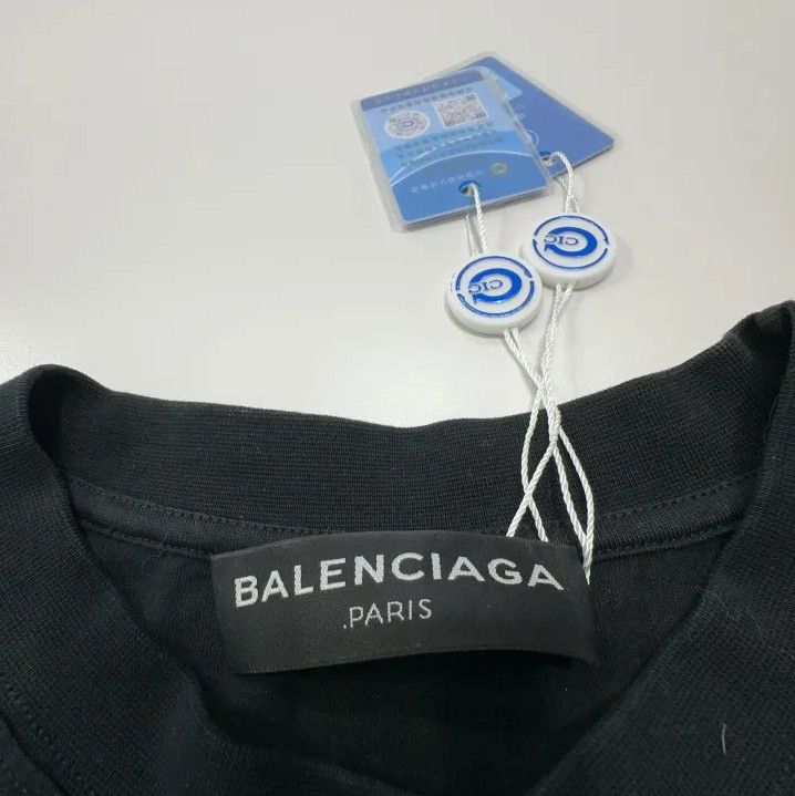 Balenciaga Balenciaga Night Paris Graphic Short Sleeve T-shirt Size US S / EU 44-46 / 1 - 4 Thumbnail
