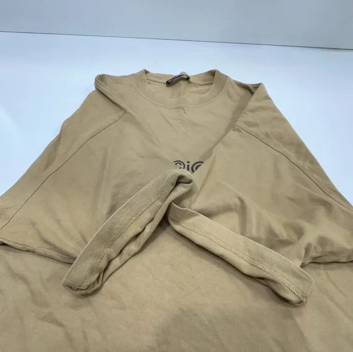 Balenciaga Balenciaga Casual Logo T-Shirt in Khaki Color Size US XS / EU 42 / 0 - 8 Thumbnail