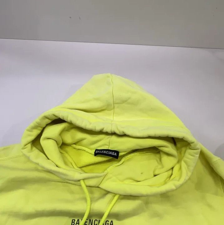 Balenciaga Balenciaga Crew Neon Yellow Hoodie Size US S / EU 44-46 / 1 - 8 Thumbnail