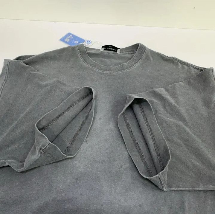 Balenciaga Balenciaga Casual Gray Short Sleeve T-Shirt Size US XS / EU 42 / 0 - 9 Thumbnail